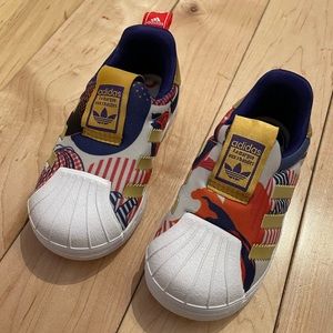 EUC Toddler Adidas Slip Ons